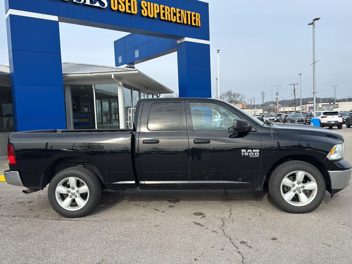 2024 RAM 1500 Classic SLT