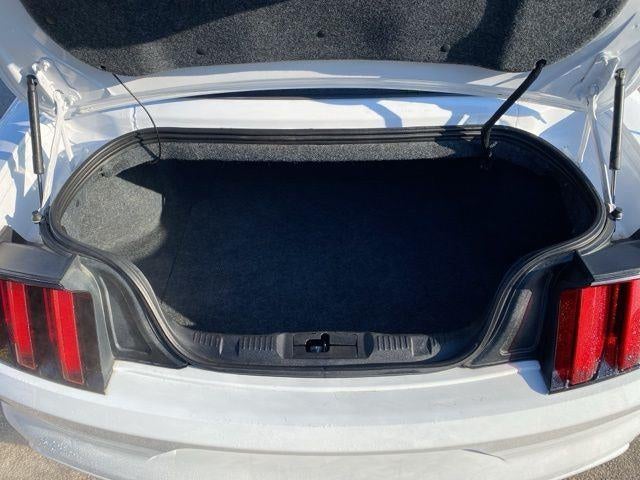 2016 Ford Mustang V6