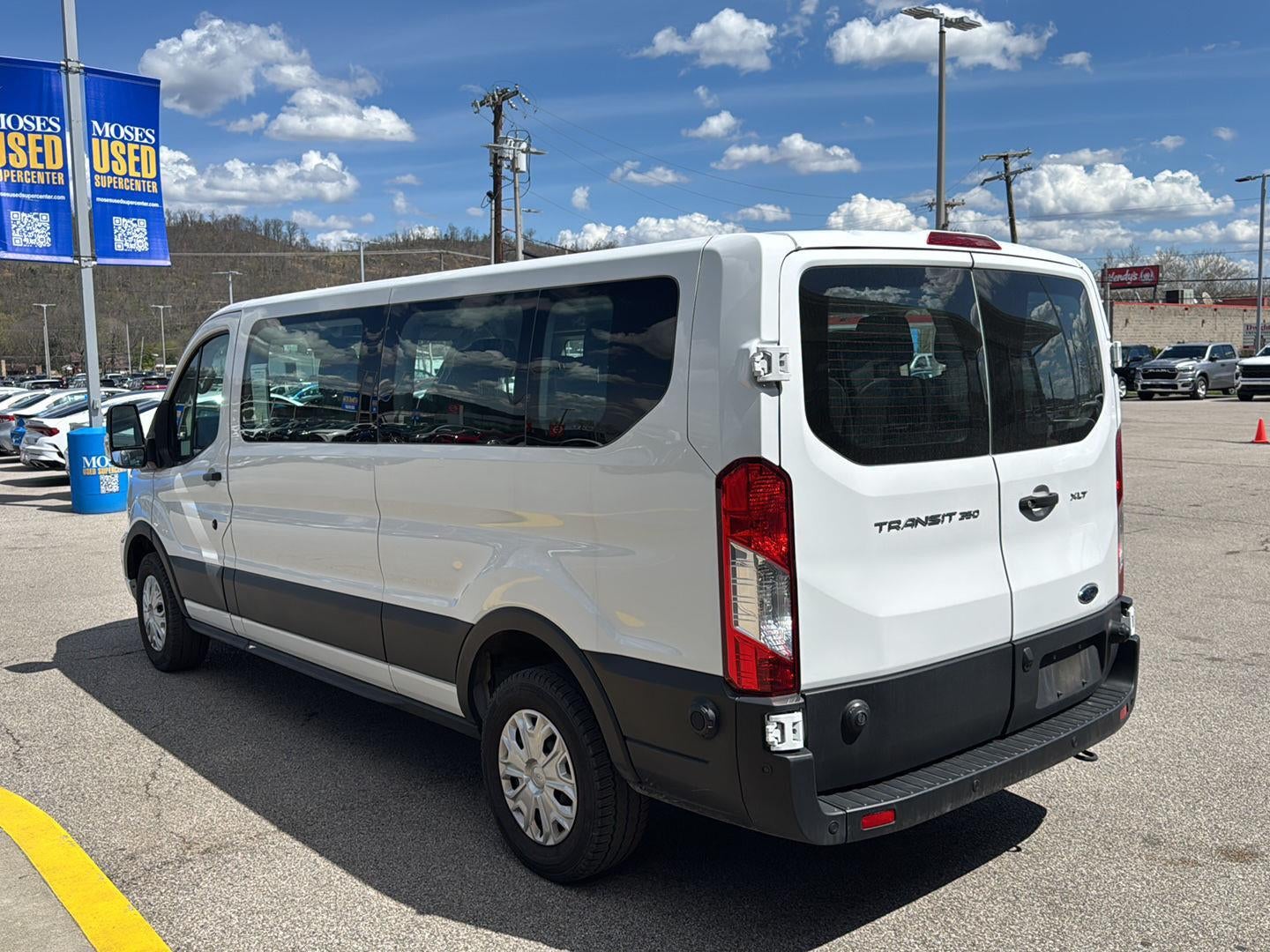 2024 Ford Transit Passenger Wagon XLT