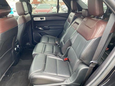 2022 Ford Explorer Platinum