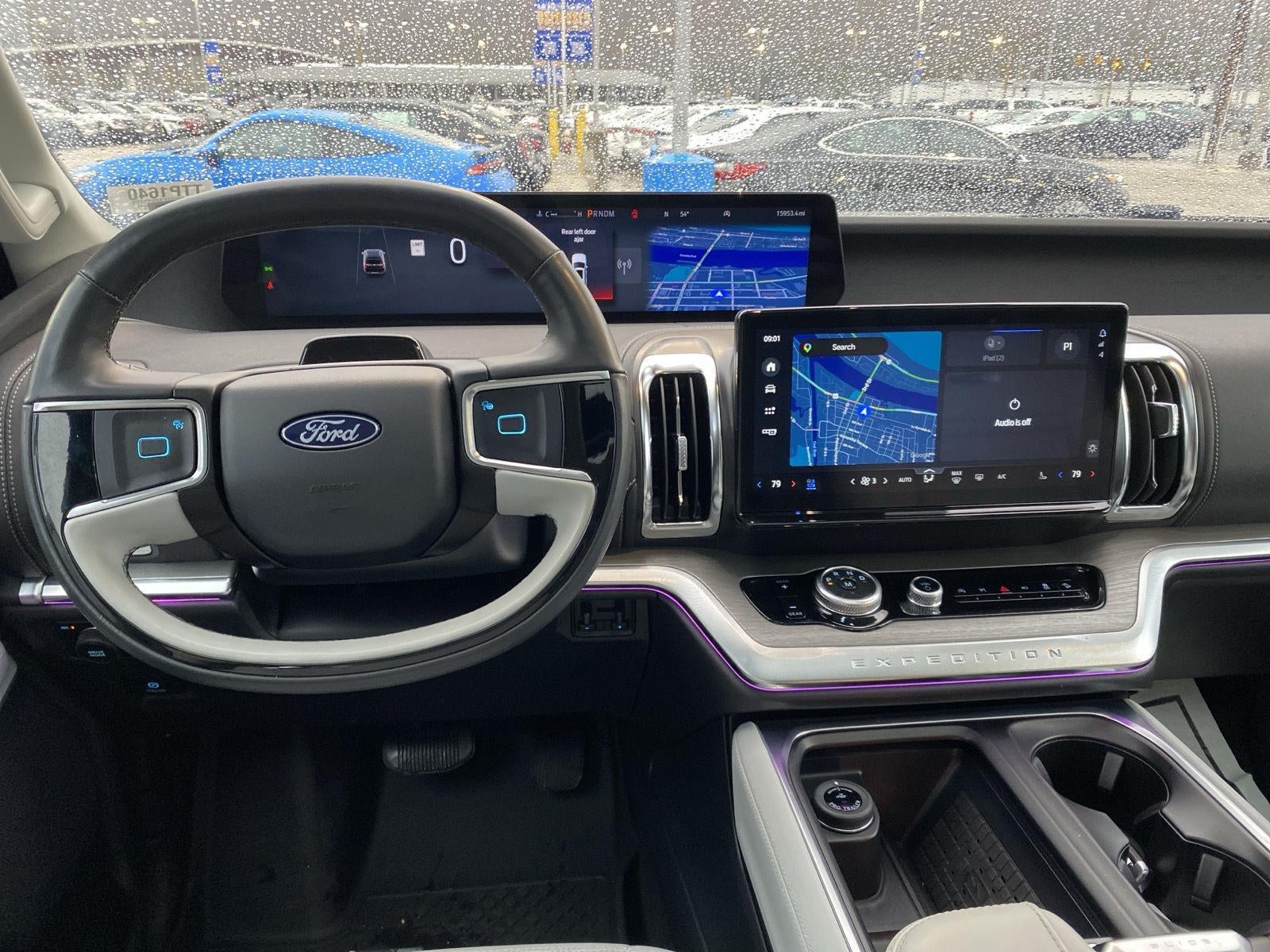 2025 Ford EXPEDITION Base