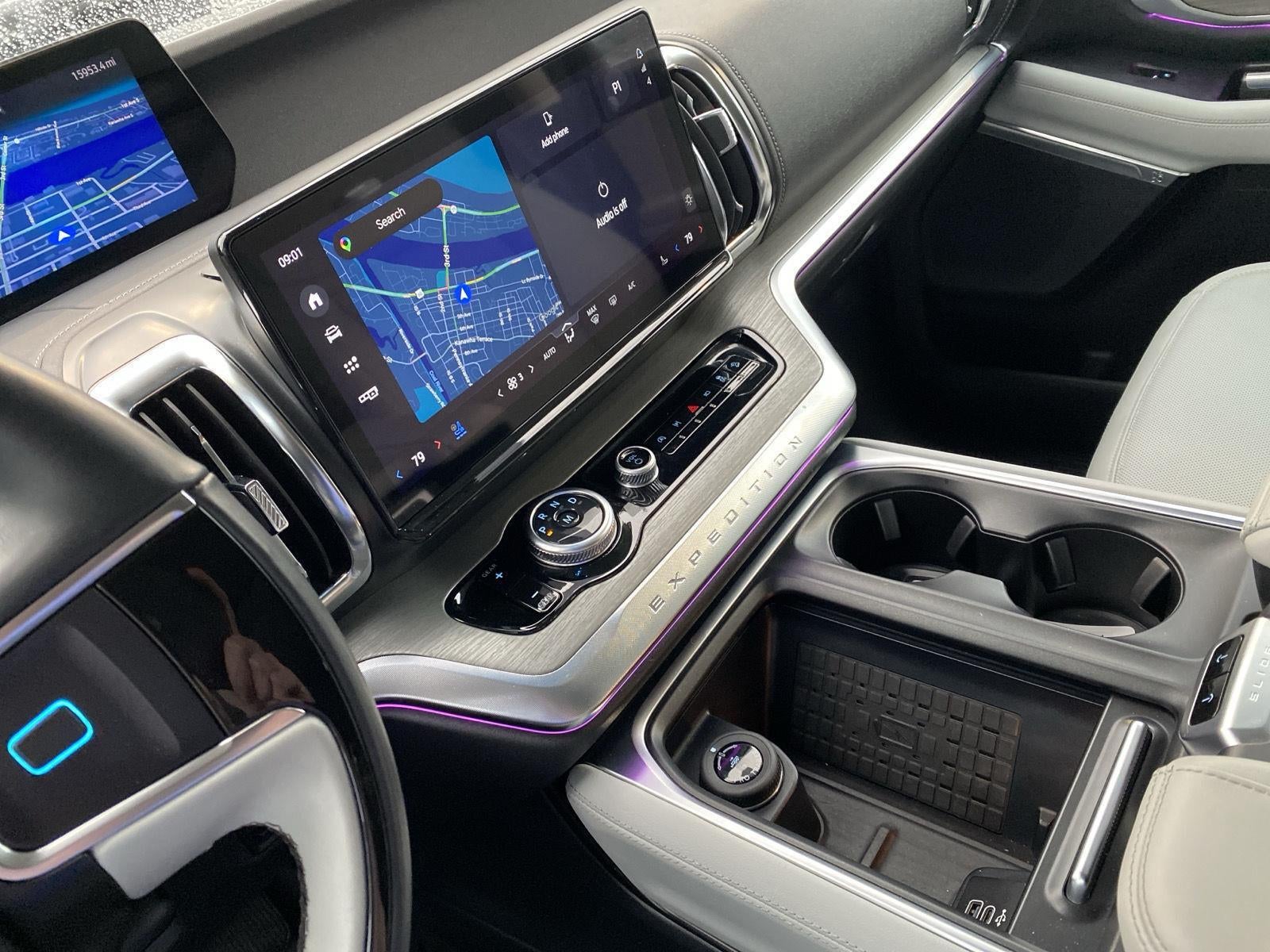 2025 Ford EXPEDITION Base