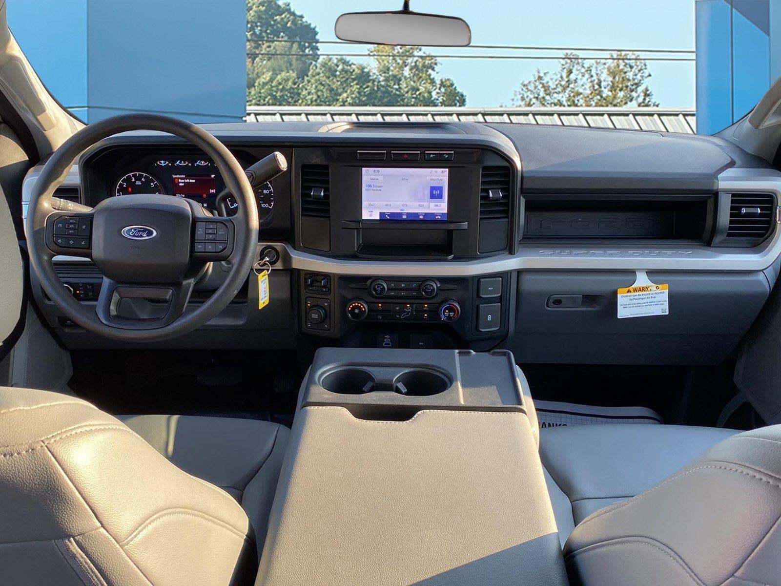2023 Ford Super Duty F-350 Srw XL