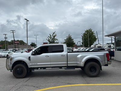 2018 Ford Super Duty F-350 DRW LARIAT