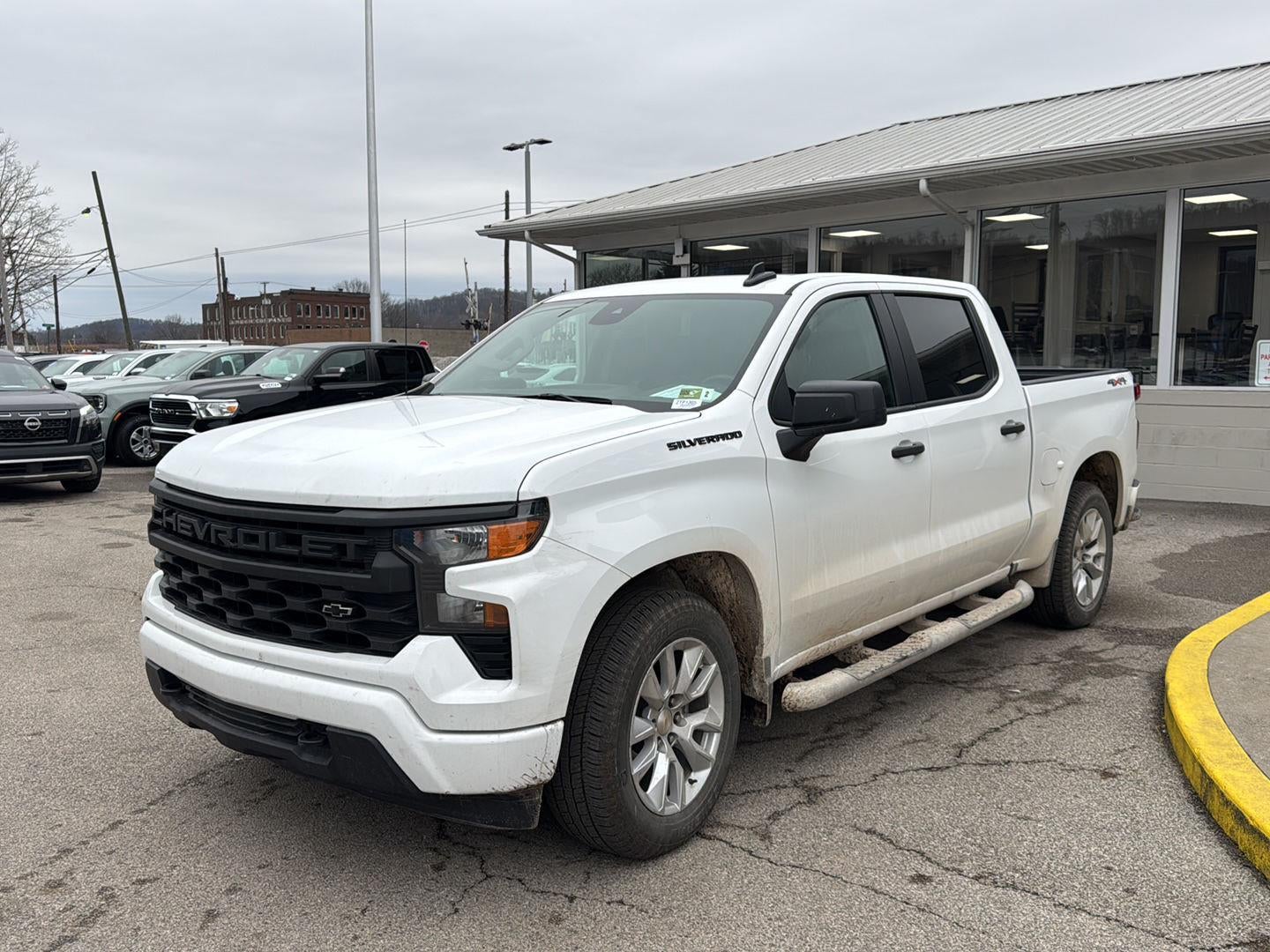 2024 Chevrolet Silverado 1500 Custom