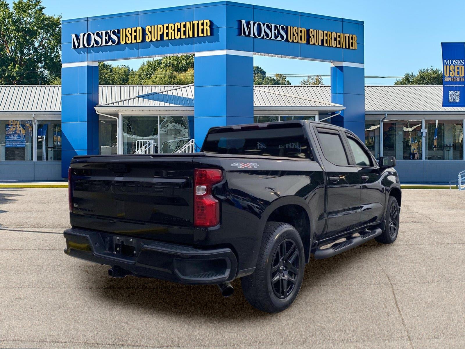 2023 Chevrolet Silverado 1500 Custom