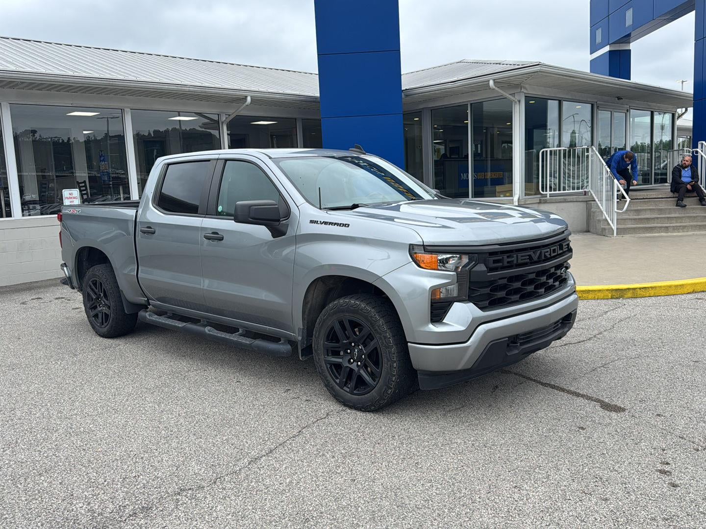 2024 Chevrolet Silverado 1500 Custom