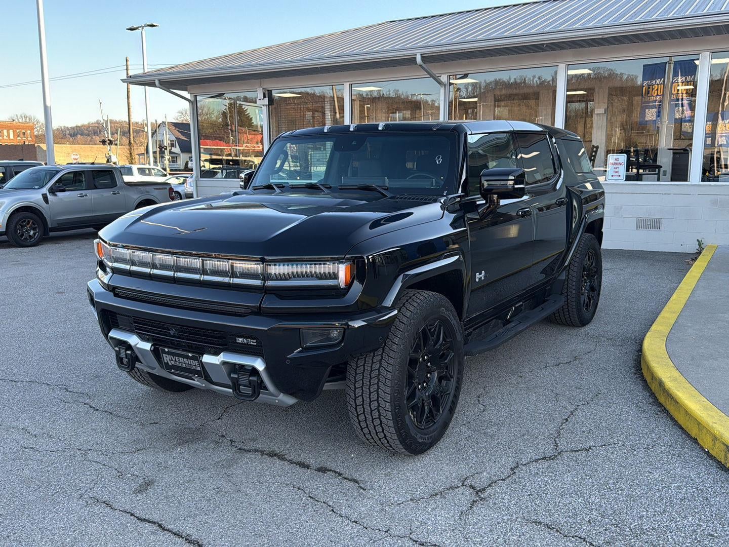 2025 GMC HUMMER EV SUV 2X