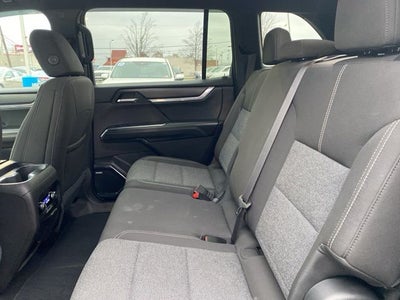 2025 GMC Acadia Elevation