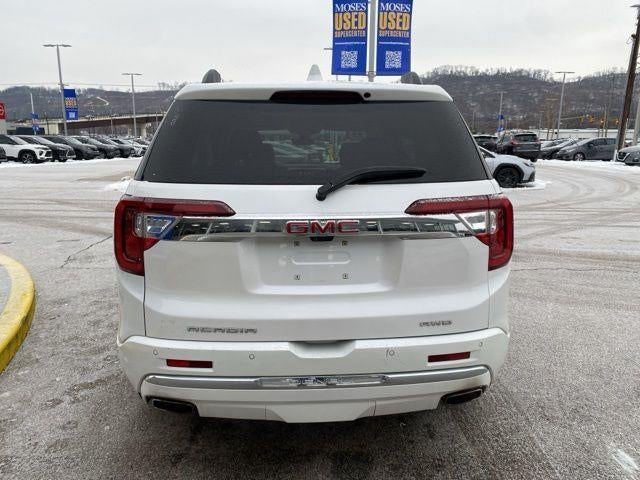 2022 GMC Acadia Denali