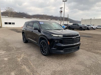 2024 Chevrolet Traverse LS