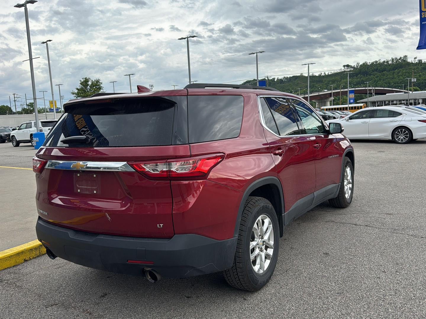 2020 Chevrolet Traverse LT Cloth