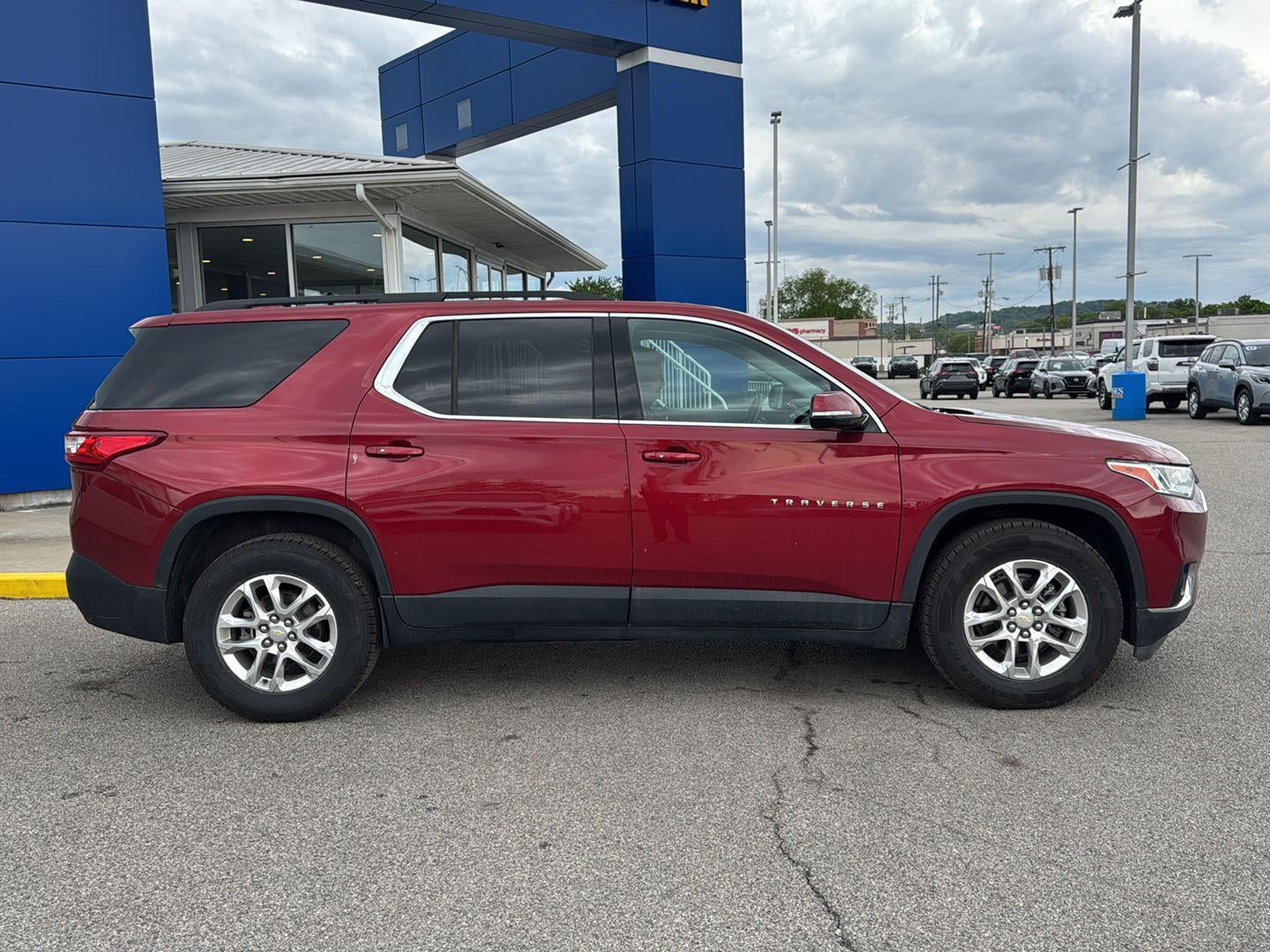 2020 Chevrolet Traverse LT Cloth