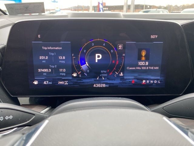 2025 Chevrolet Suburban Z71