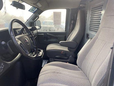 2022 GMC Savana Cargo Van RWD 2500 135