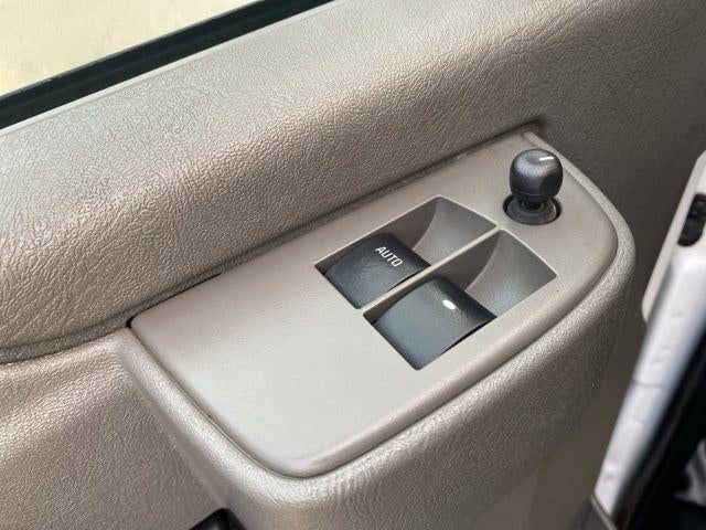 2022 GMC Savana Cargo Van RWD 2500 135