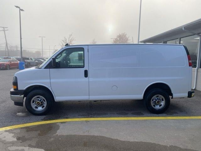 2022 GMC Savana Cargo Van RWD 2500 135