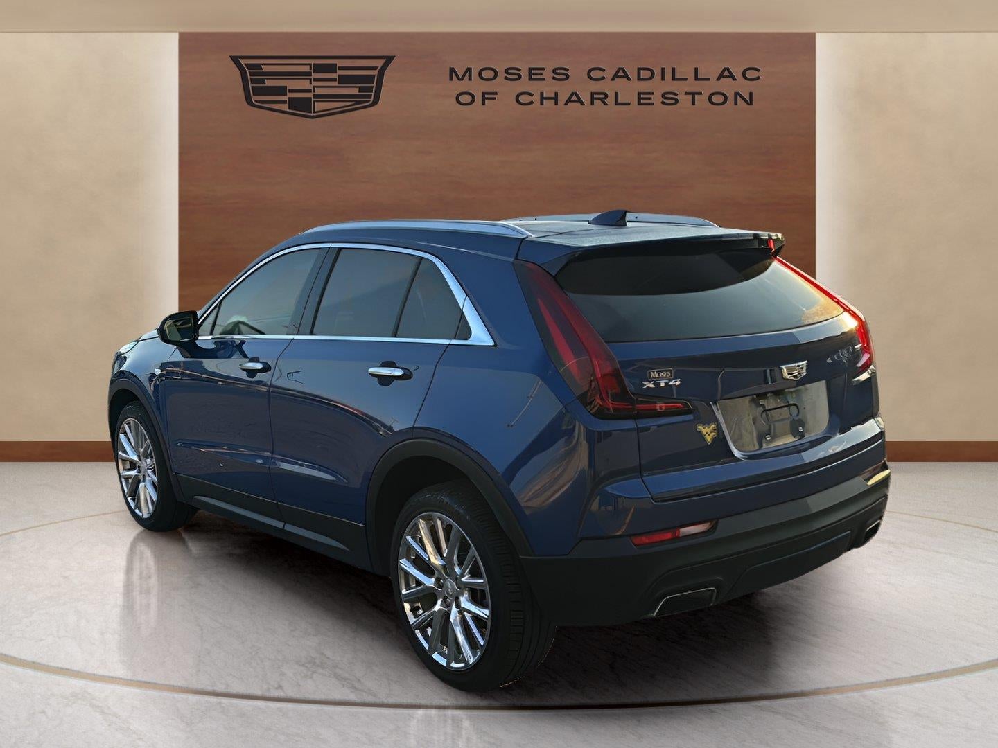 2021 Cadillac XT4 FWD Luxury
