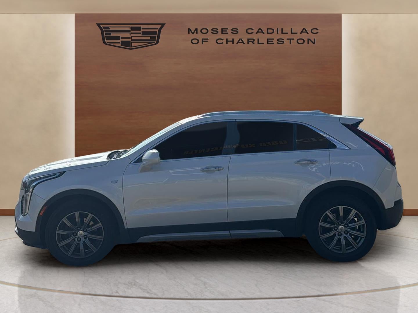 2019 Cadillac XT4 AWD Premium Luxury
