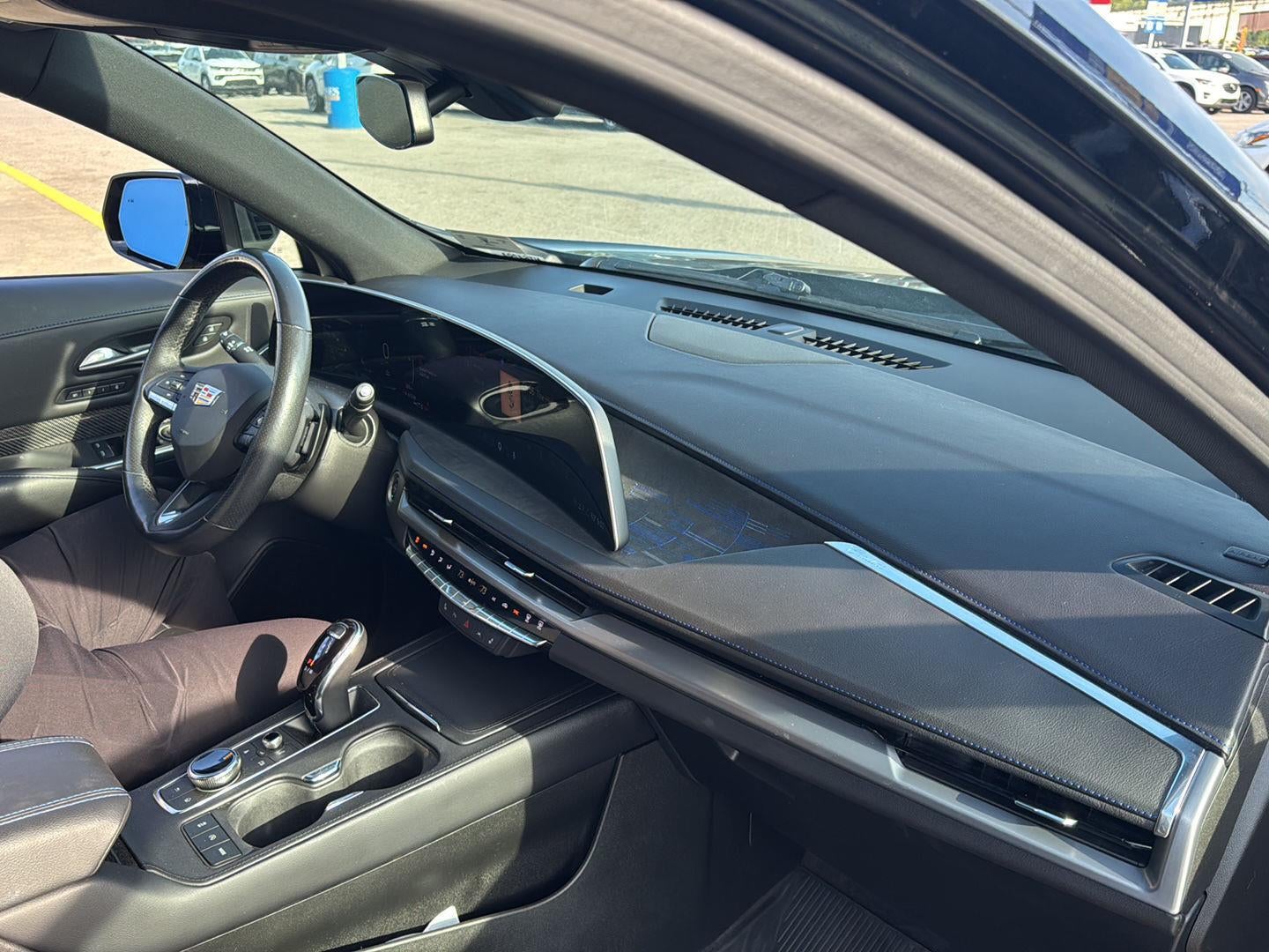 2024 Cadillac XT4 AWD Sport