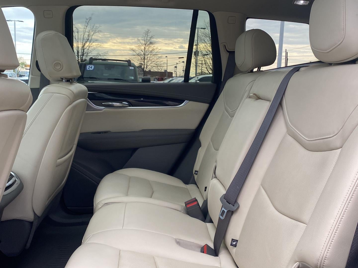 2023 Cadillac XT6 AWD Premium Luxury