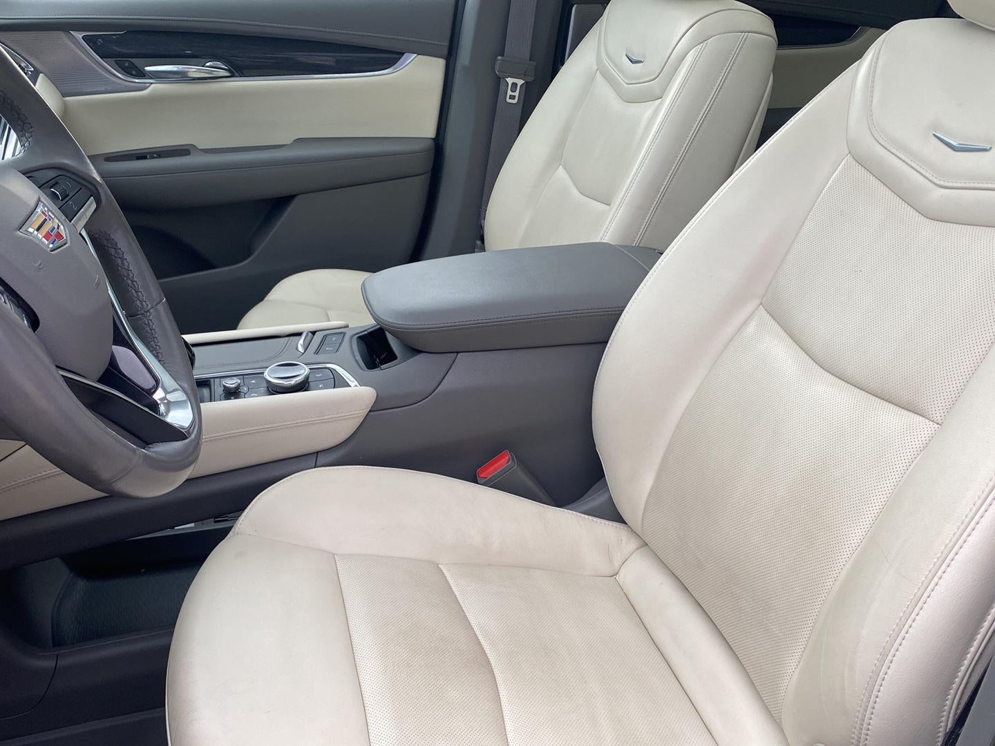 2023 Cadillac XT6 AWD Premium Luxury