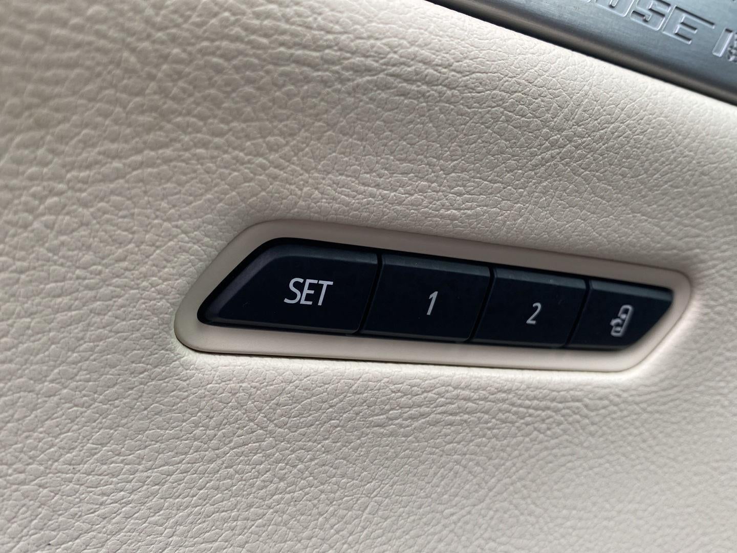 2023 Cadillac XT6 AWD Premium Luxury