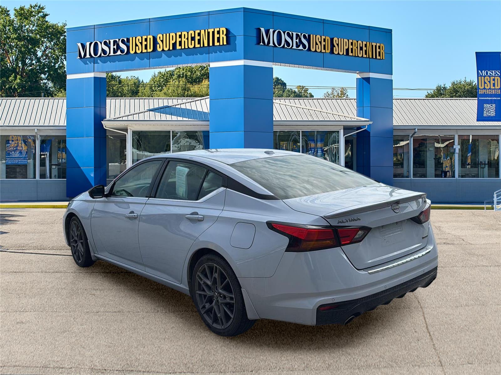 2023 Nissan Altima 2.0 SR