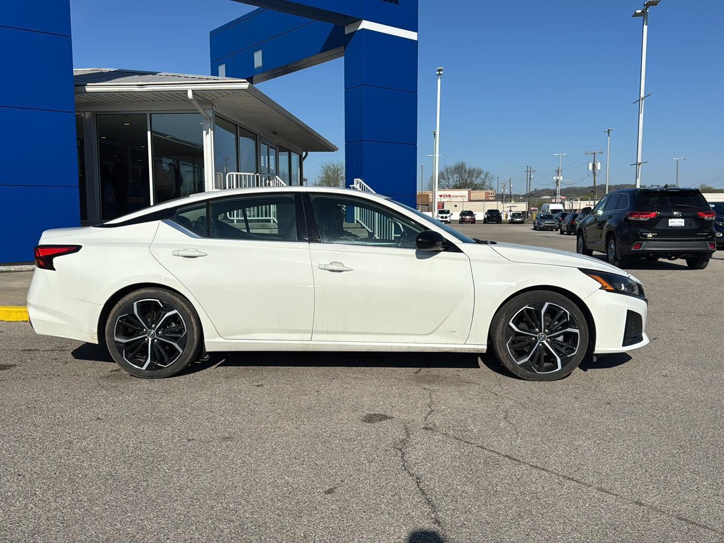 2024 Nissan Altima 2.5 SR