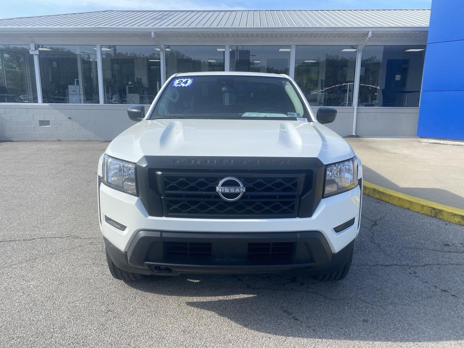 2024 Nissan Frontier S