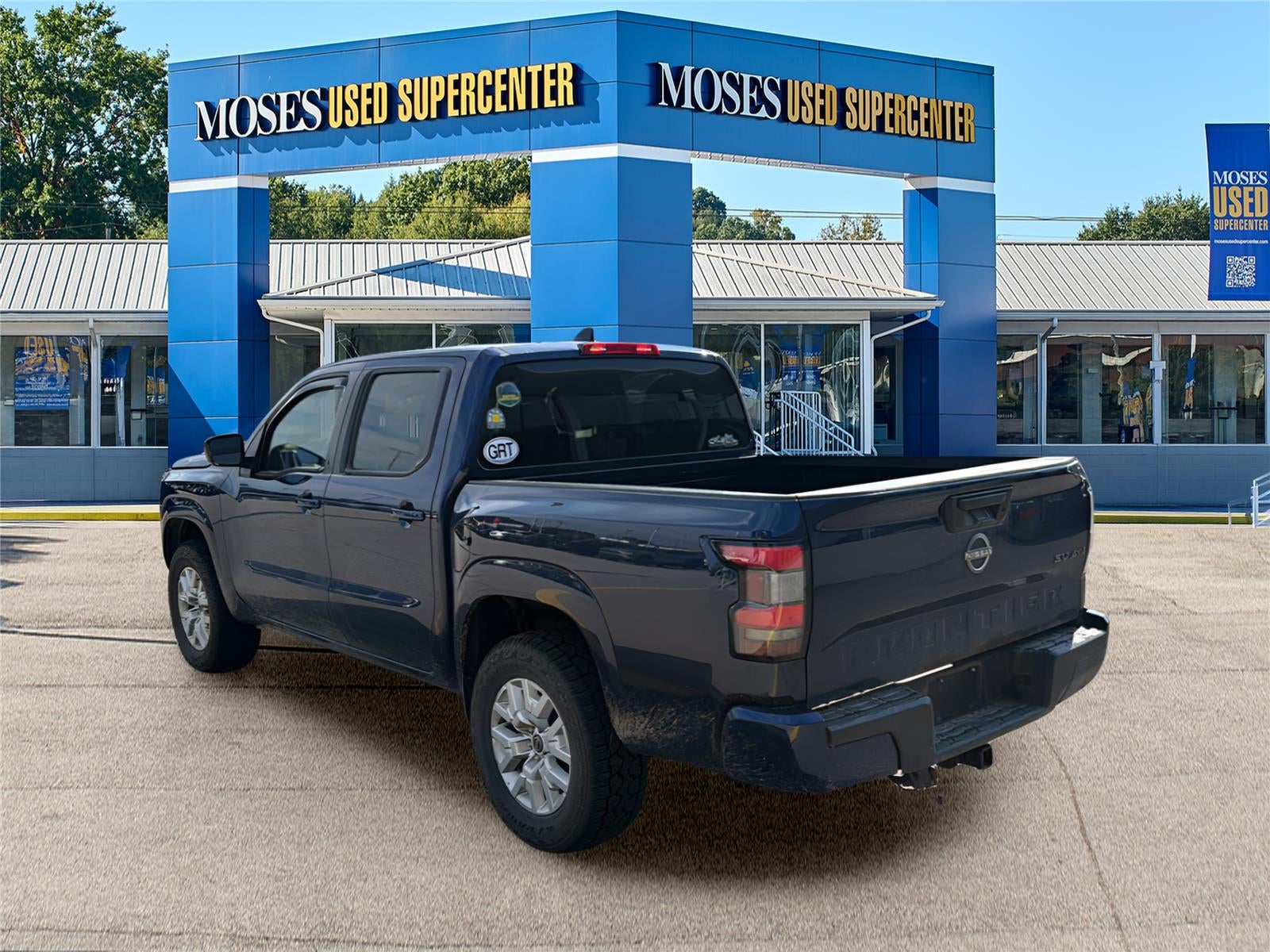 2023 Nissan Frontier SV