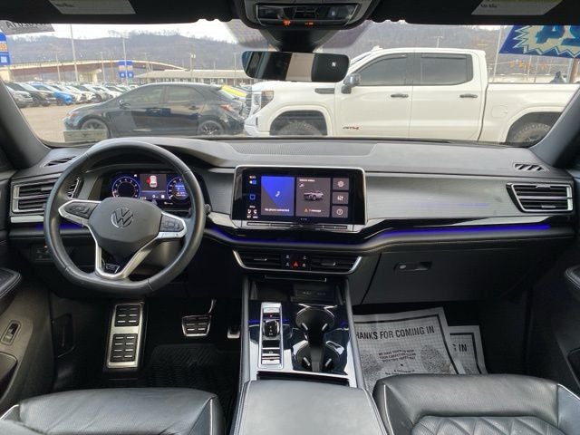 2024 Volkswagen Atlas Cross Sport 2.0T SEL Premium R-Line