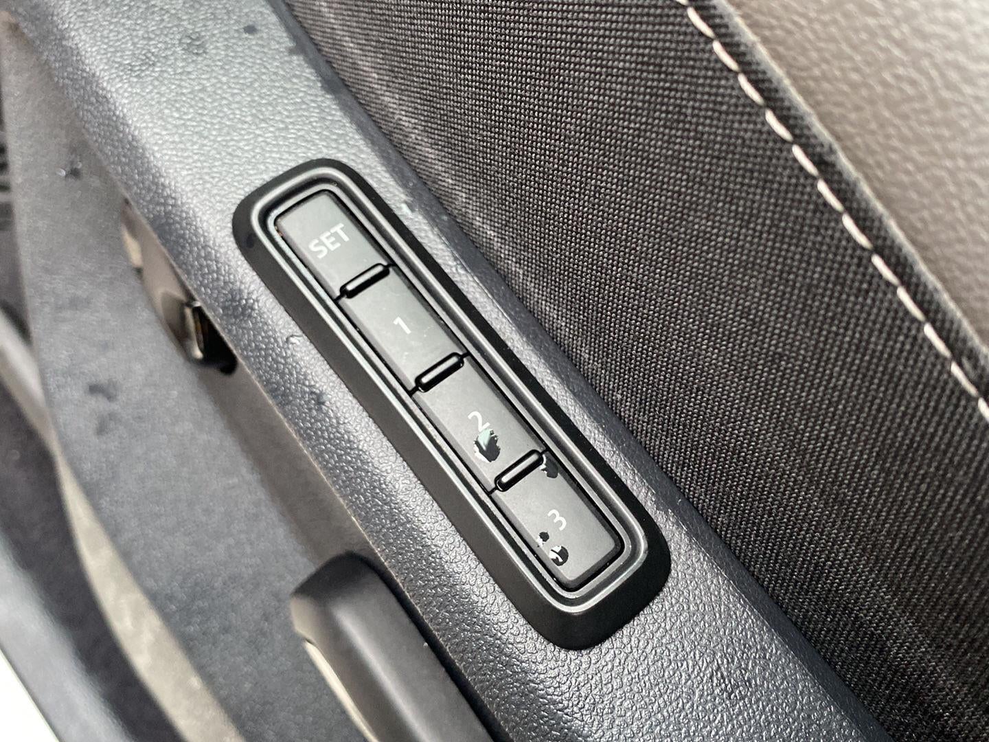 2020 Volkswagen Atlas Cross Sport 3.6L V6 SEL Premium R-Line