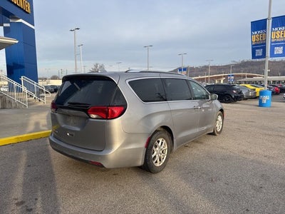 2020 Chrysler Pacifica Touring L