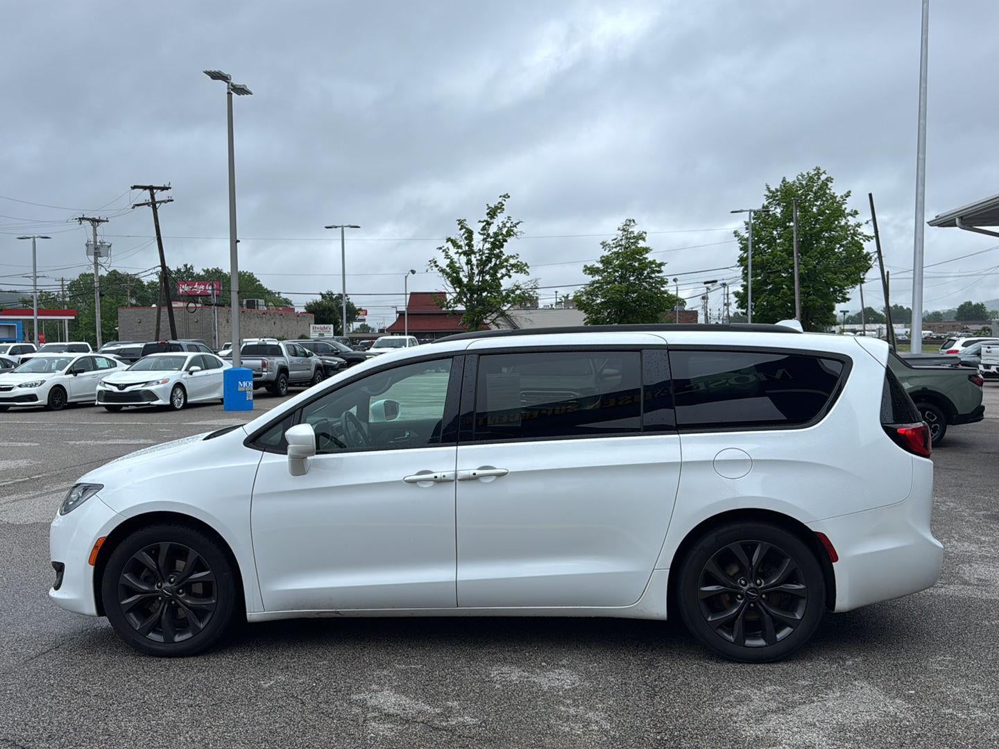 2018 Chrysler Pacifica Touring L Plus