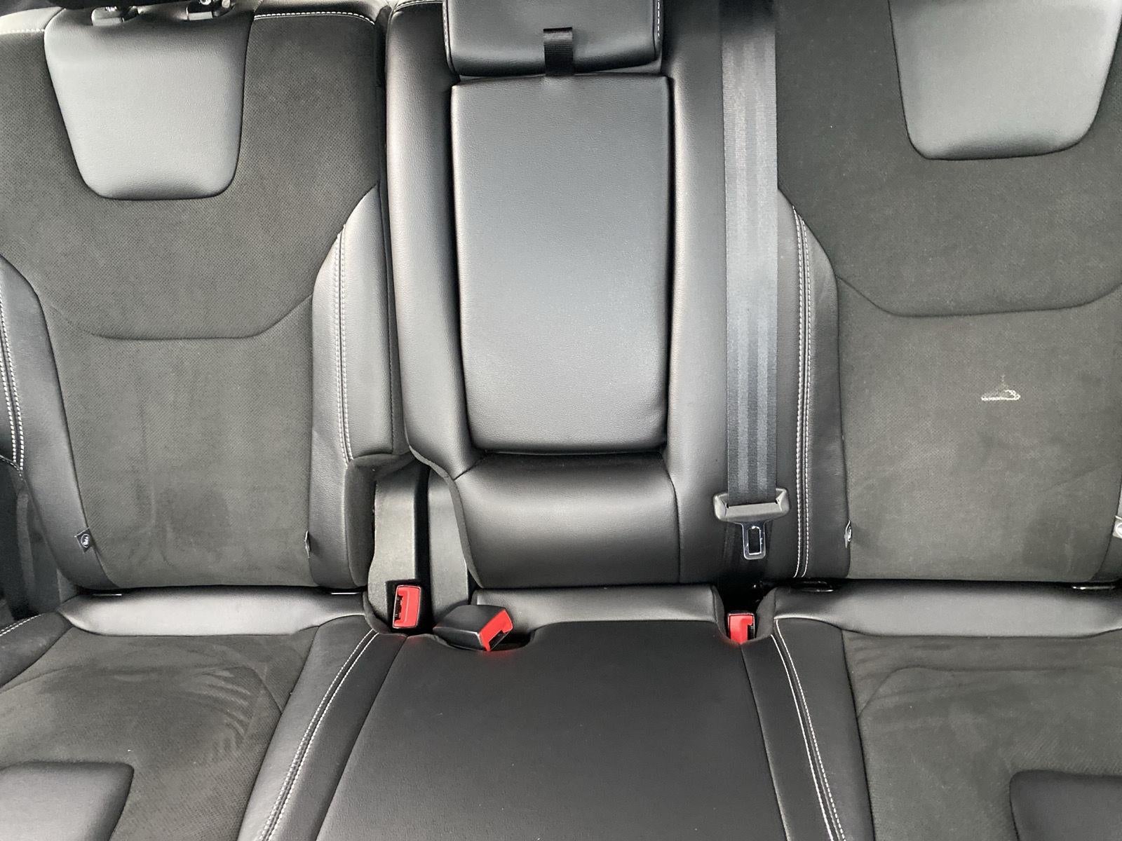 2021 Ford Edge ST