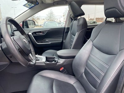 2020 Toyota RAV4 XLE Premium