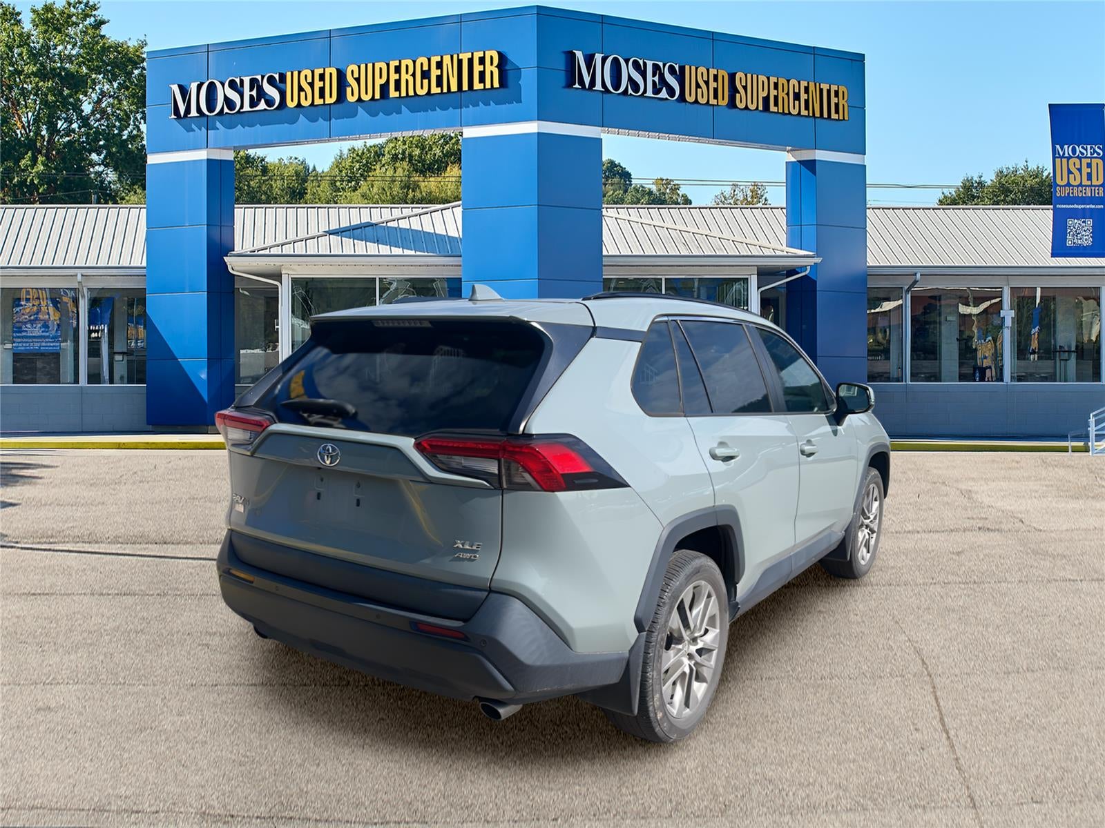2021 Toyota RAV4 XLE Premium