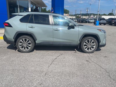 2021 Toyota RAV4 XLE Premium
