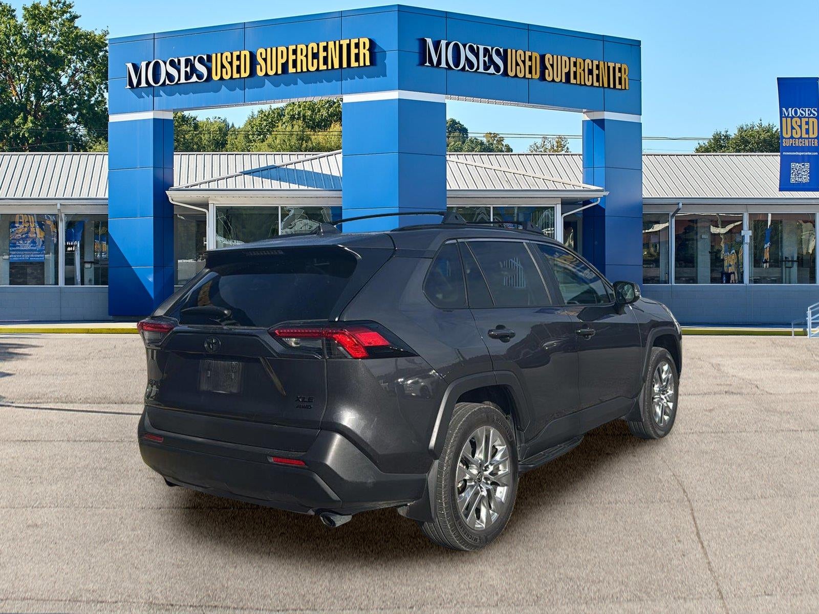 2025 Toyota RAV4 XLE Premium