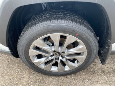 2025 Toyota RAV4 XLE Premium