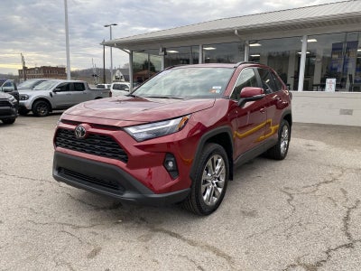 2025 Toyota RAV4 XLE Premium
