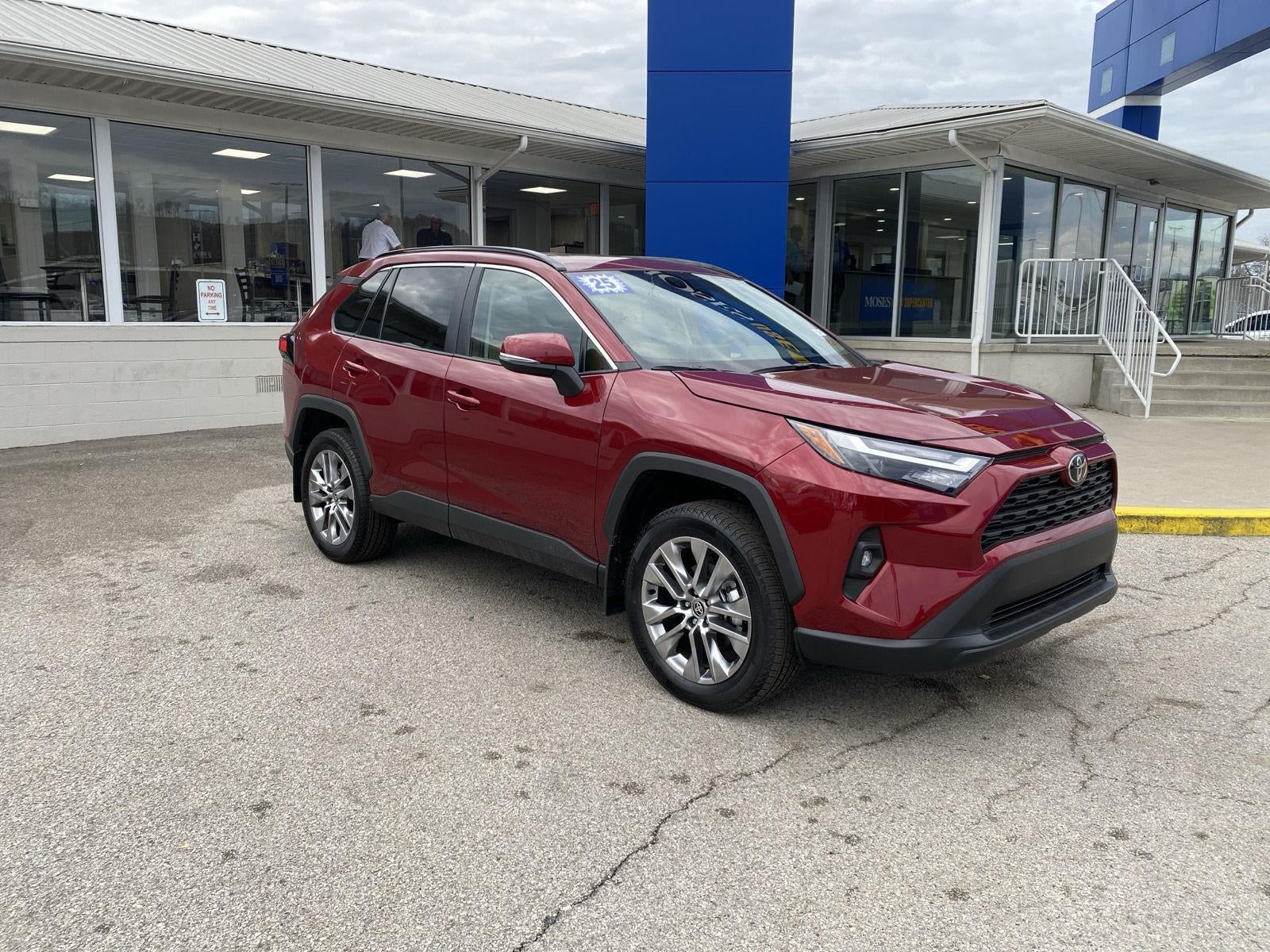 2025 Toyota RAV4 XLE Premium