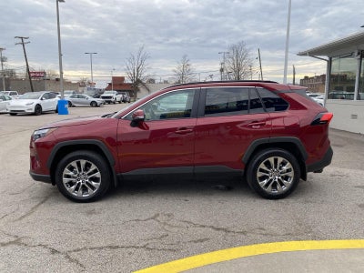 2025 Toyota RAV4 XLE Premium