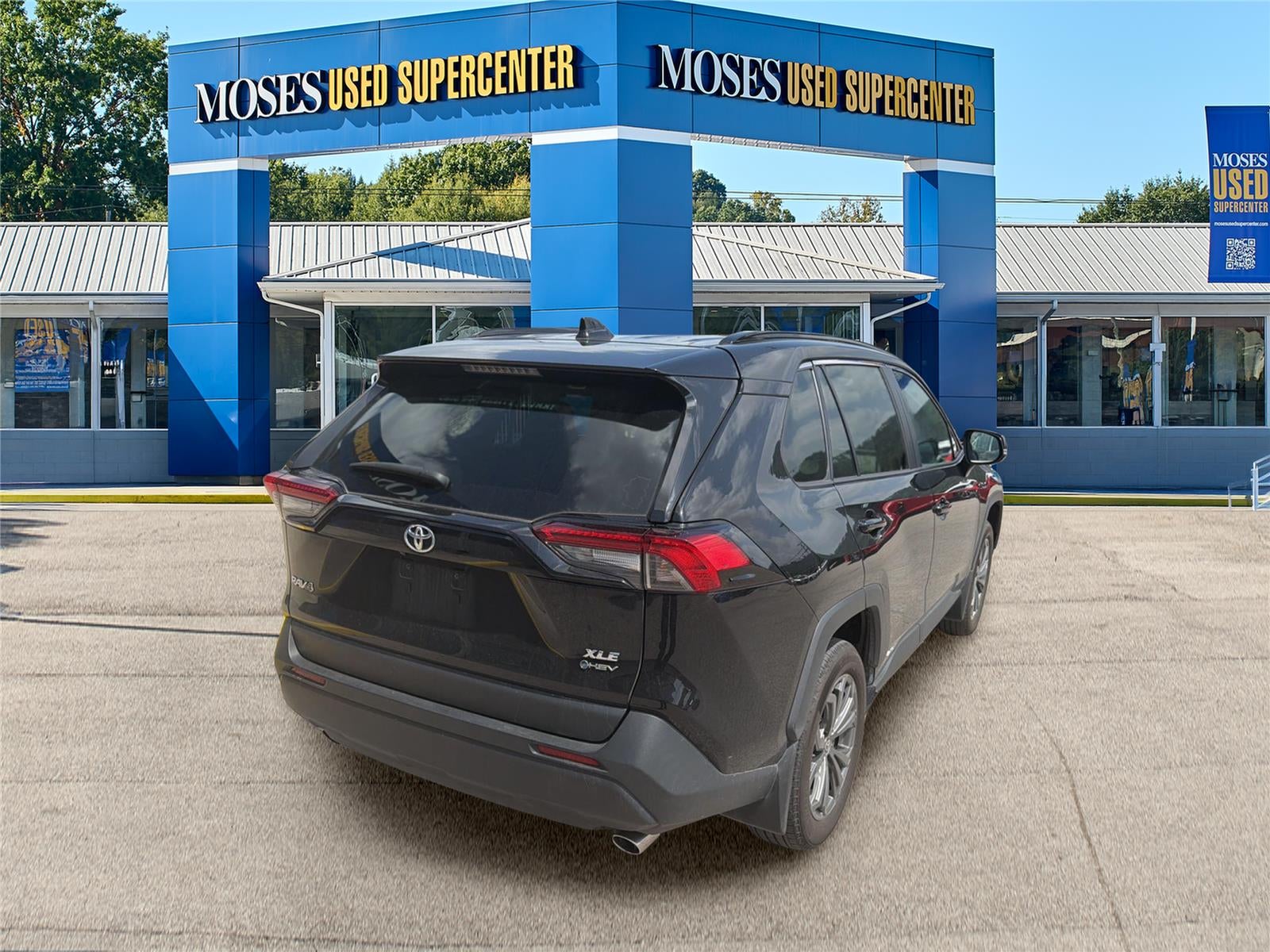 2025 Toyota RAV4 Hybrid XLE Premium