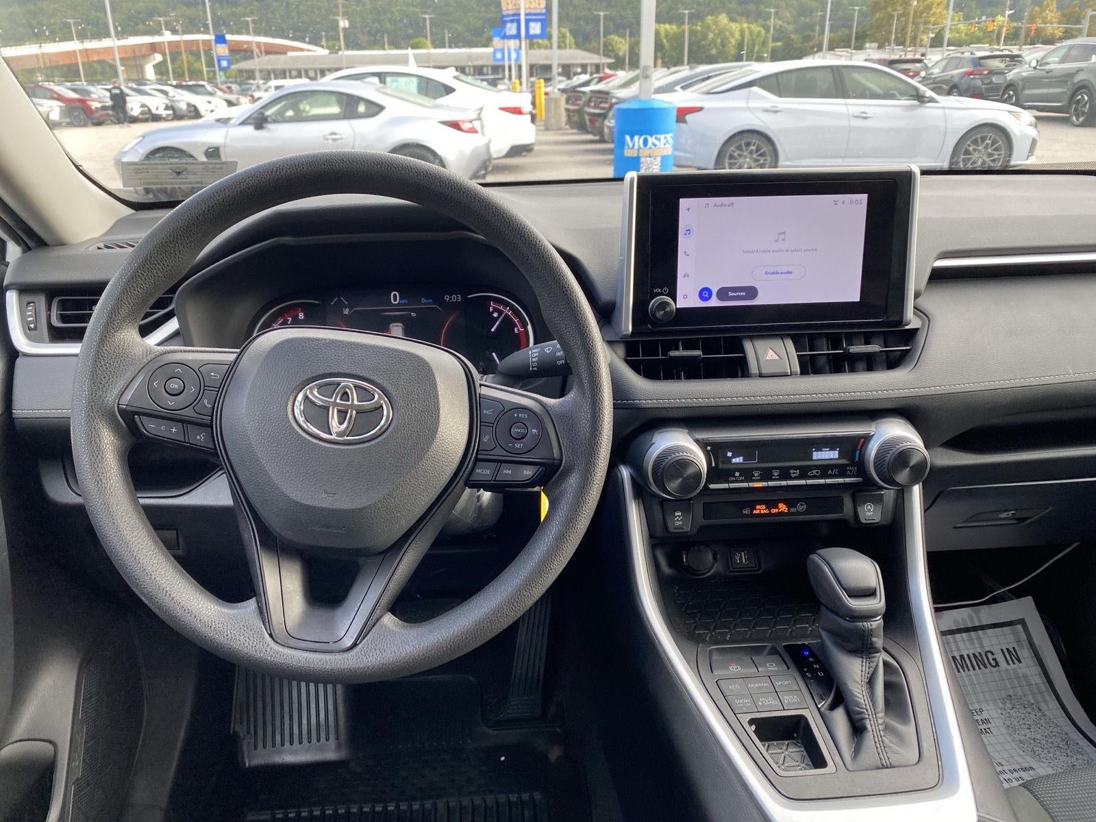 2023 Toyota RAV4 LE