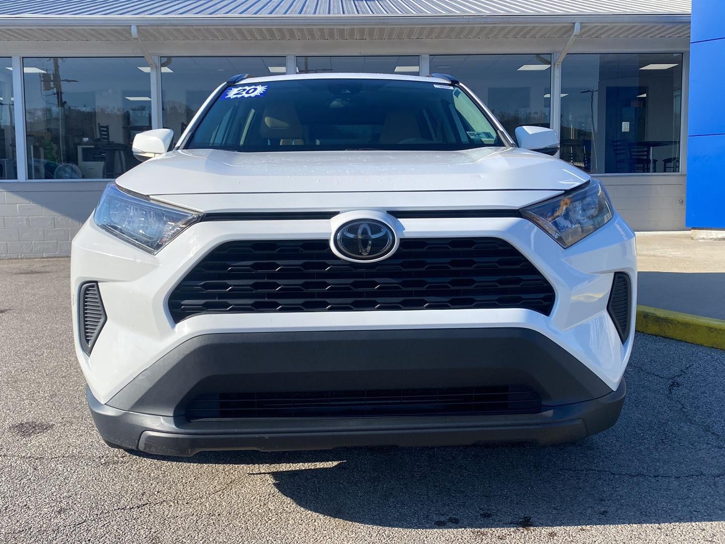 2020 Toyota RAV4 LE