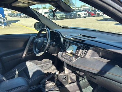 2017 Toyota RAV4 SE