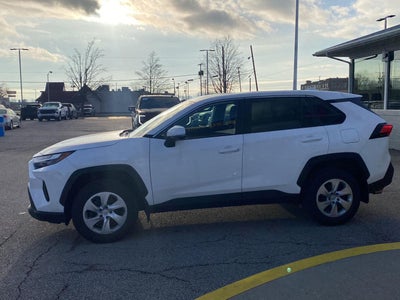2023 Toyota RAV4 LE