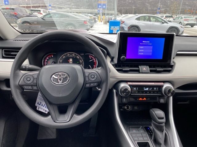 2025 Toyota RAV4 XLE